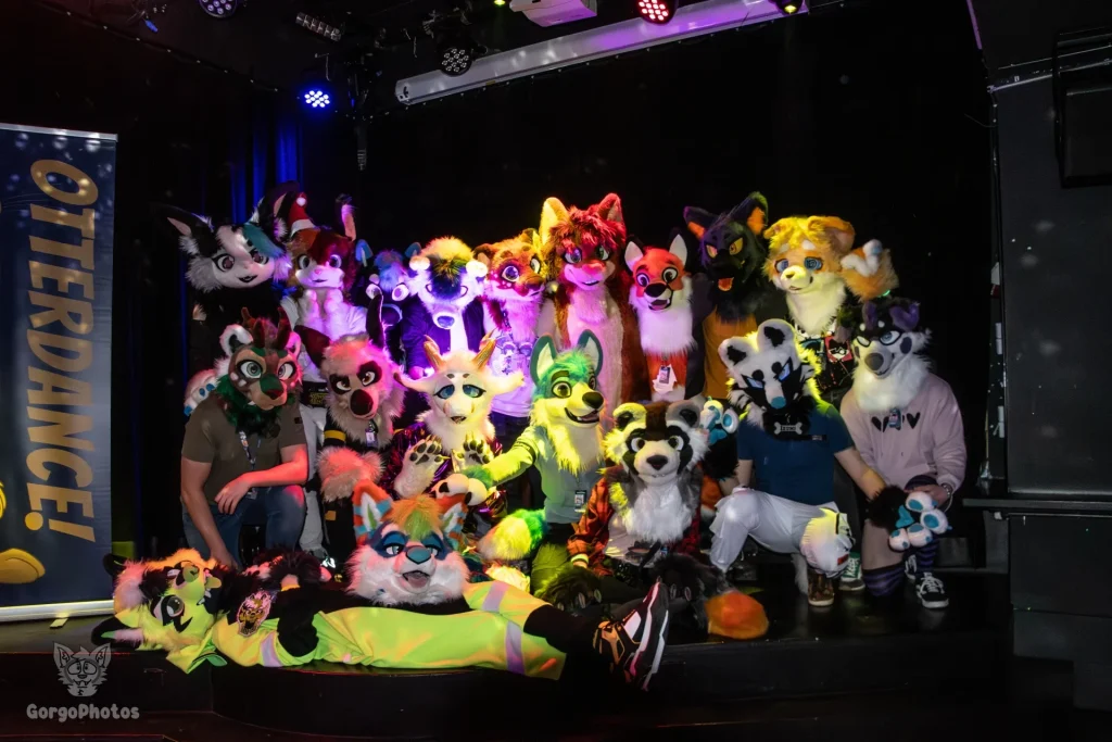 Fursuiters at Otterdance 5